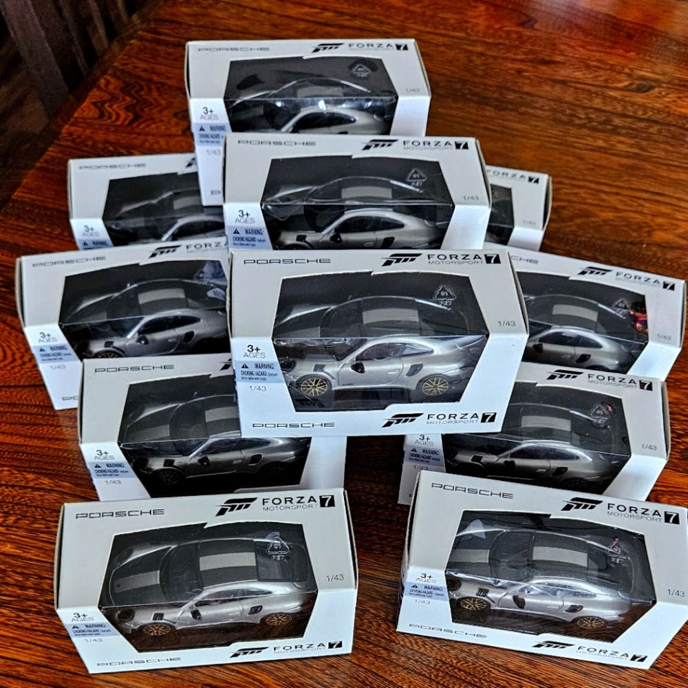 NEW, Forza Porche Motorsport  7, Scale 1/43. Microsoft Xbox Promo